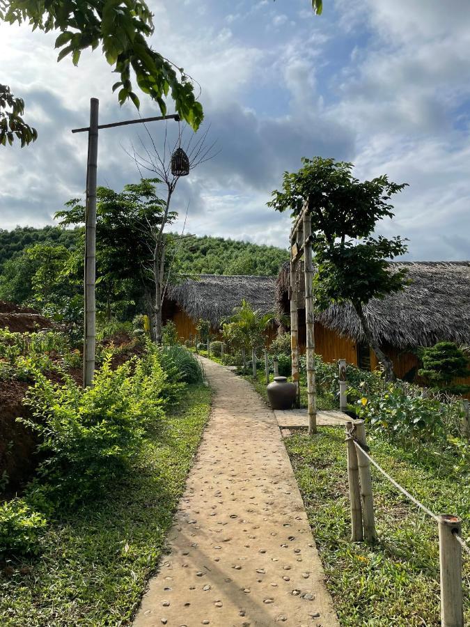 Om Tara Retreat Hotel Yen Bai Buitenkant foto