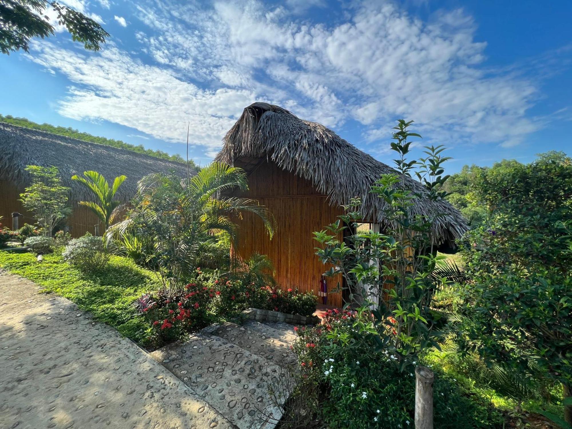 Om Tara Retreat Hotel Yen Bai Buitenkant foto